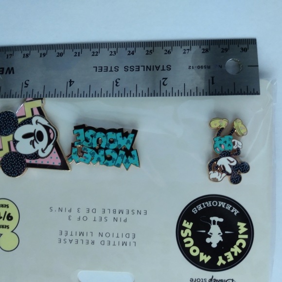 Disney Mickey Mouse Pin Set - Multicolor - Picture 3 of 3